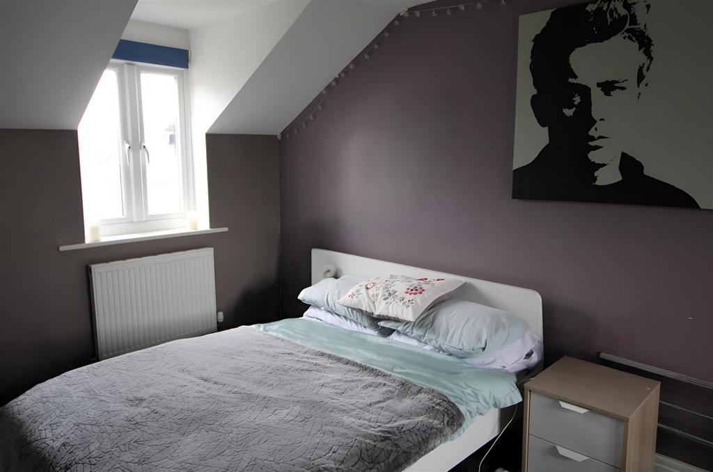 Bedroom 1.png