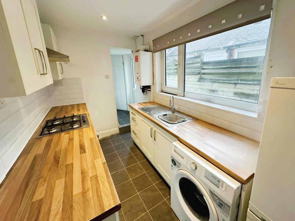 Picture No. 02