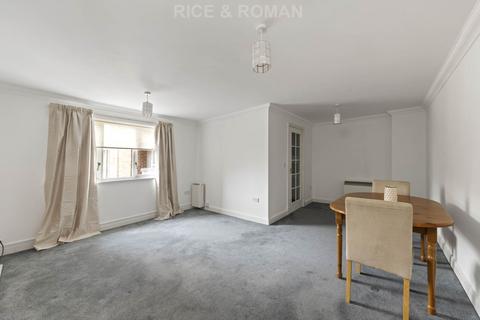 undefined, Bridge Street, Walton On Thames KT12