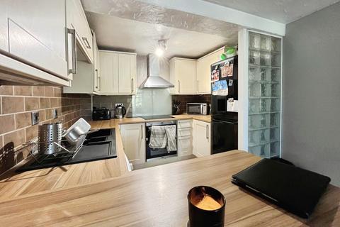 2 bedroom apartment for sale, River Meads, St Margarets