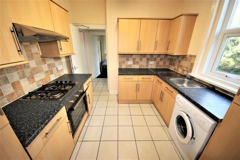 6 bedroom detached house to rent, Fitzharris Avenue, Winton, Bournemouth