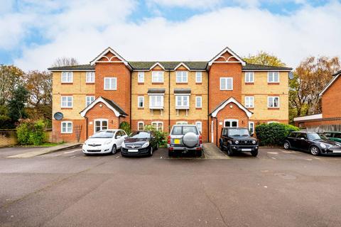 undefined, Woodfield Road, Thames Ditton, KT7