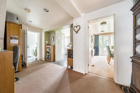 undefined, Great Oaks Park, Surrey GU4