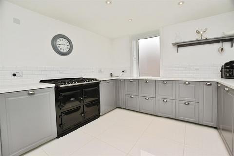 Coates Cottage Main Road, Burton Pidsea, Hull, HU12 9AX