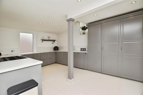 Coates Cottage Main Road, Burton Pidsea, Hull, HU12 9AX