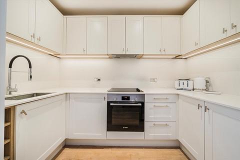 undefined, Hampton Road, Twickenham TW2