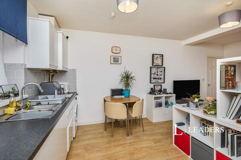 1 bedroom flat to rent, Market Place, Heanor, DE75