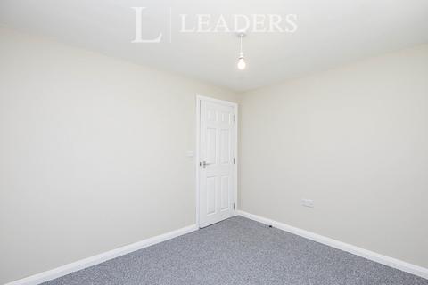 2 bedroom flat to rent, High Street, DE55