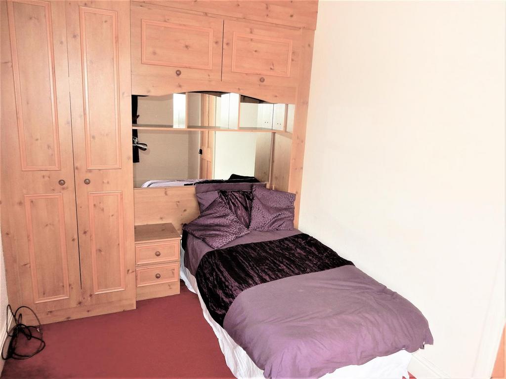 Bed-2.jpg
