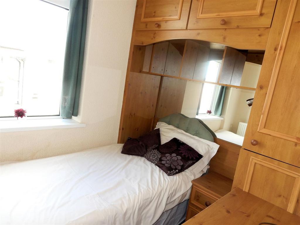 Bed-3.jpg