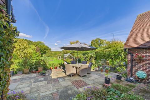 4 bedroom detached house for sale, Yew Tree Lane, Rotherfield, TN6