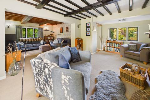 4 bedroom detached house for sale, Yew Tree Lane, Rotherfield, TN6