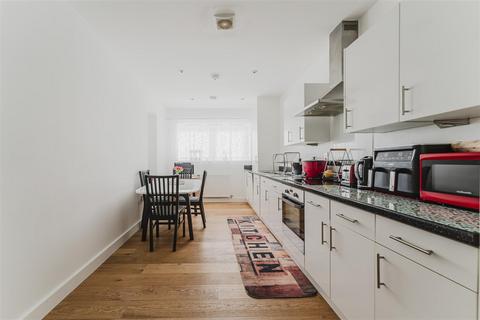 undefined, Tivoli Road, Hounslow TW4