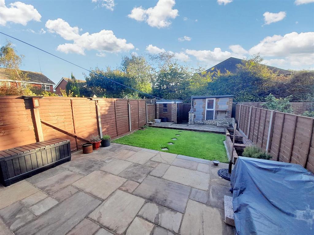 Rear garden 2 new.jpg