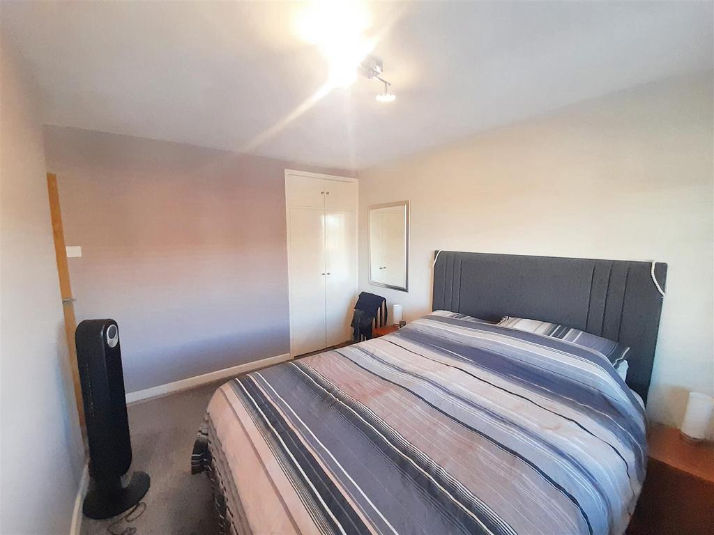 Bedroom 1 new.jpg
