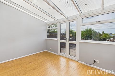 undefined, Chestnut Grove, Stone, ST15