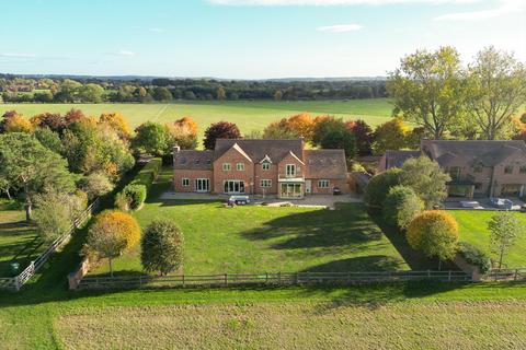 5 bedroom detached house for sale, Grovefields Farm, Hampton Lucy, Warwick, Warwickshire, CV35