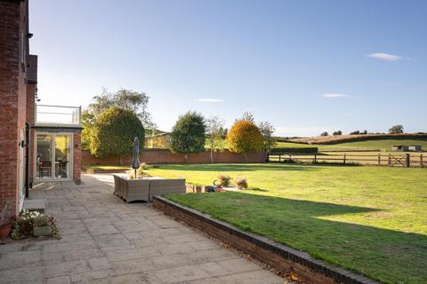 5 bedroom detached house for sale, Grovefields Farm, Hampton Lucy, Warwick, Warwickshire, CV35