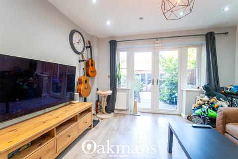 4 bedroom semi-detached house for sale, King Edward Close, Oldbury, West Midlands, B68