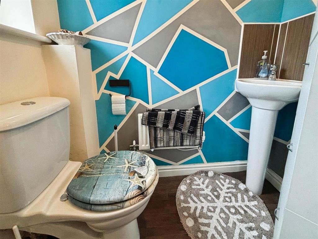 Ground Floor WC