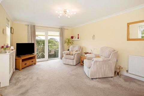 2 bedroom flat for sale, Yannon Drive, Teignmouth, TQ14