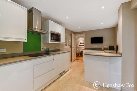 3 bedroom end of terrace house for sale, Knatchbull Close, Romsey, Hampshire