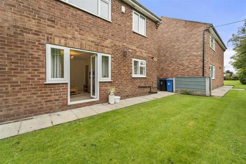 2 bedroom apartment for sale, Hope Road, Sale