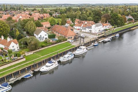 4 bedroom detached house for sale, Main Street, Fiskerton, Southwell, Nottinghamshire, NG25