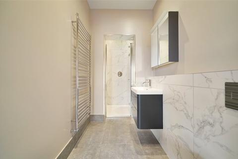 3 bedroom flat to rent, Cleve Road, South Hampstead, London, NW6