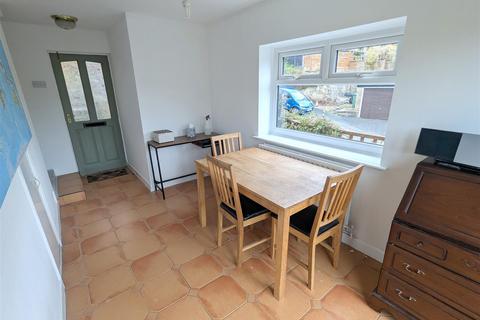 14 Cooperfields, Luddendenfoot, Halifax, HX2 6AT