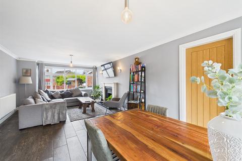6 Bath Close, Sapcote, Leicester, LE9 4FA