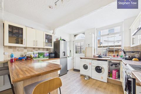 5 bedroom maisonette for sale, Bolton Street, Blackpool, FY1