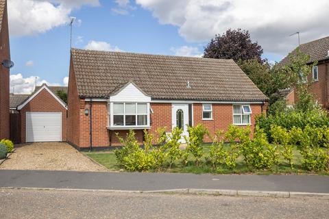2 bedroom detached bungalow for sale, Pursehouse Way, Diss, IP22