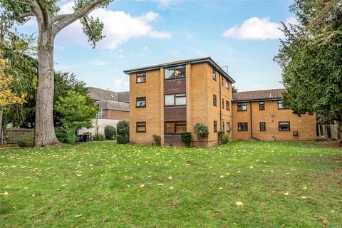2 bedroom flat for sale, Rydens Road, Walton On Thames, Surrey, KT12