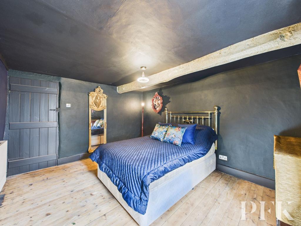 2 Midtown - Bedroom