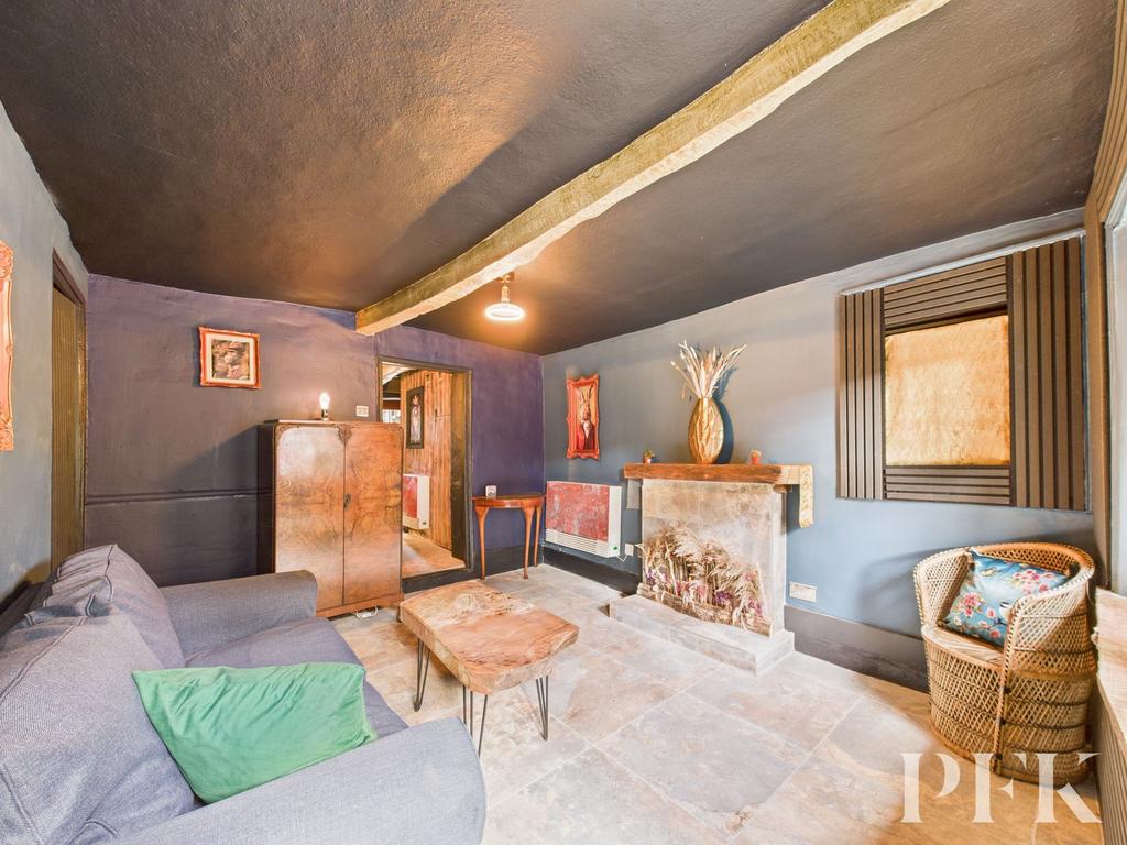 1 Midtown - Living Room