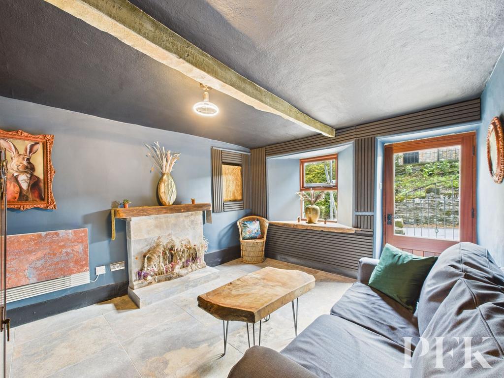 1 Midtown - Living Room