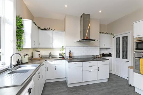 2 bedroom terraced house for sale, Haigh Avenue, Rothwell, Leeds, West Yorkshire, LS26