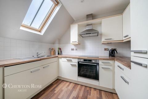 2 bedroom apartment for sale, London Road, ASCOT