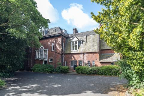 2 bedroom flat to rent, 3 Jesmond Park West, Tyne and Wear NE7