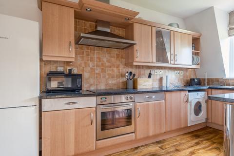 2 bedroom flat to rent, 3 Jesmond Park West, Tyne and Wear NE7