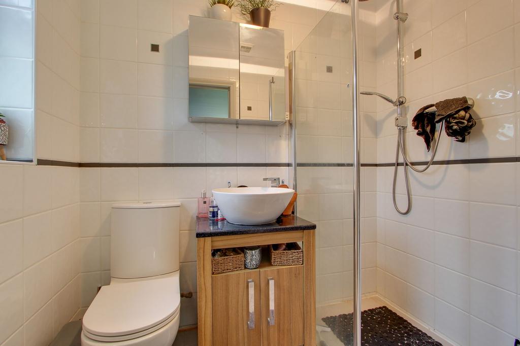 Ensuite