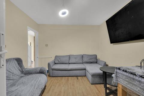 126 Birkbeck Avenue, Greenford, UB6 8LY