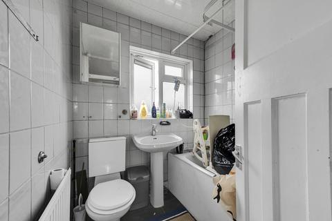 126 Birkbeck Avenue, Greenford, UB6 8LY