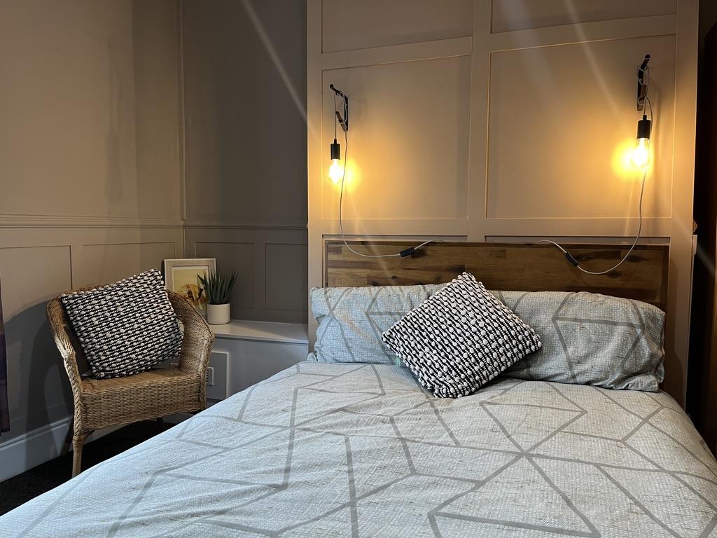 F3 A74144-796 E-4 D3 A-871 B-12 B9250 F4024 1 105 c.jpeg