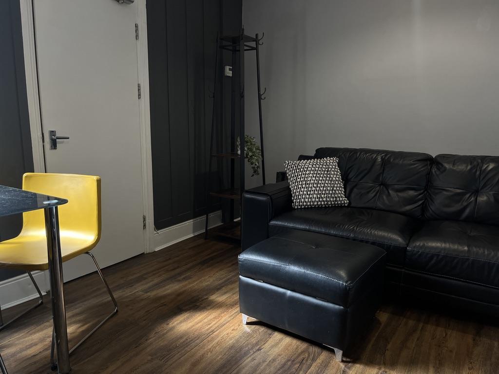 3 CDCB945-4120-4 BF1-AE37-AD49 FDEE60 D9 1 105 c.jpeg