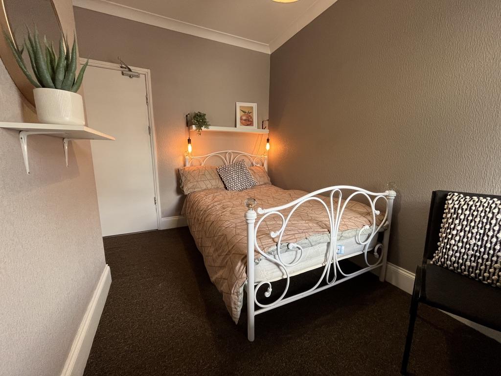 5 E0 C65 B8-C0 A9-4471-8728-5 F0 FCEEC0 DAD 1 105 c.jpeg