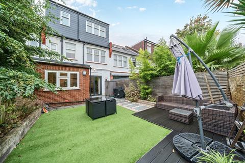 undefined, Kings Avenue, London, SW4