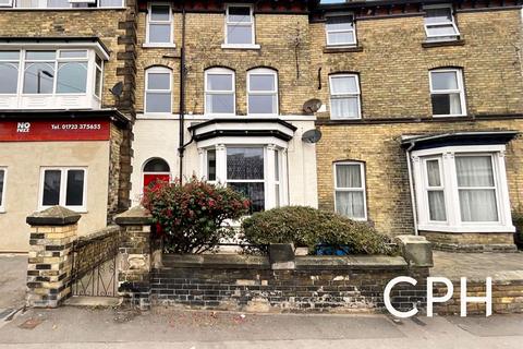 3 bedroom flat for sale, Victoria Road, Scarborough, YO11