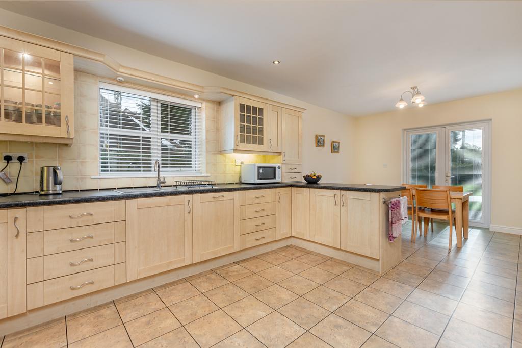 Kitchen / Living  Area